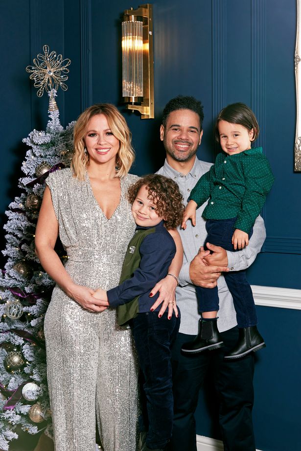 0_OK-1269-Exclusive-ChristmasPregnancy-reveal-at-home-with-Kimberley-Walsh-and-family3.jpg